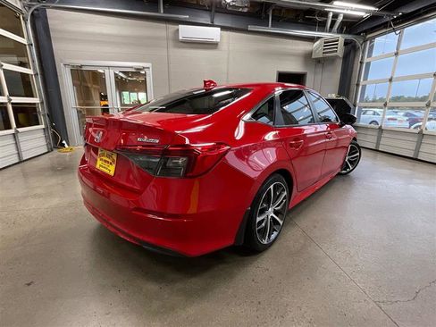 Used 2024 Honda Civic Touring image 5