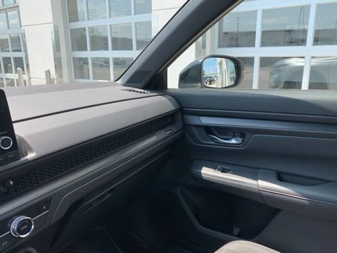 Used 2023 Honda CR-V Sport image 18