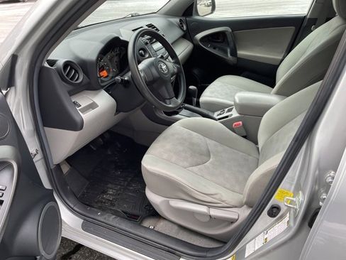 Used 2011 Toyota RAV4 4WD image 12