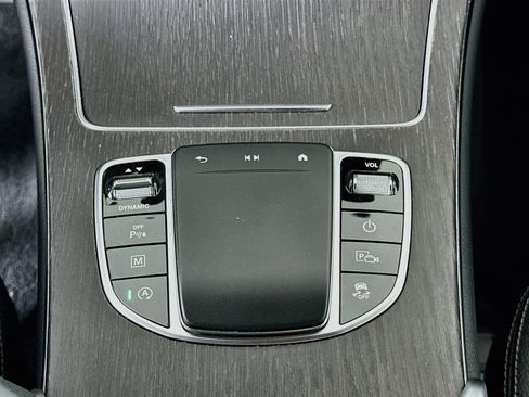 Used 2022 Mercedes-Benz GLC 300 4MATIC w/ Multimedia Package Lite image 26