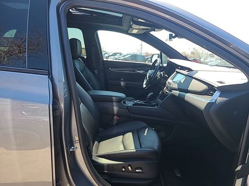 Used 2021 Cadillac XT5 Sportv w/ Platinum Package AWD/4WD image 8