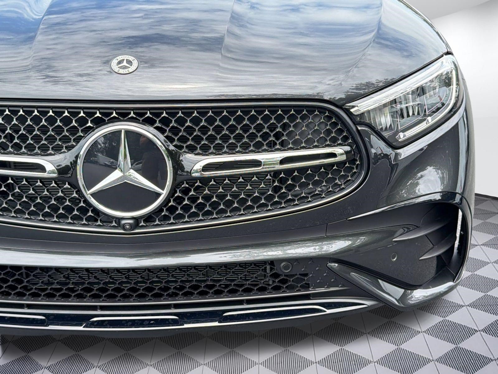 Used 2026 Mercedes-Benz GLC 300 image 11