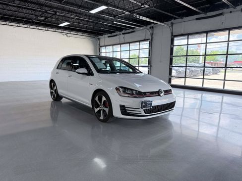 Used 2016 Volkswagen GTI Autobahn FWD image 7