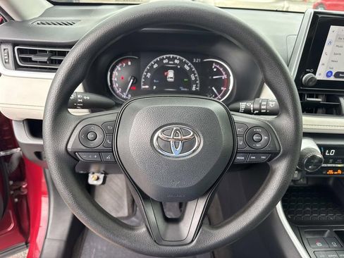 Used 2023 Toyota RAV4 XLE image 29