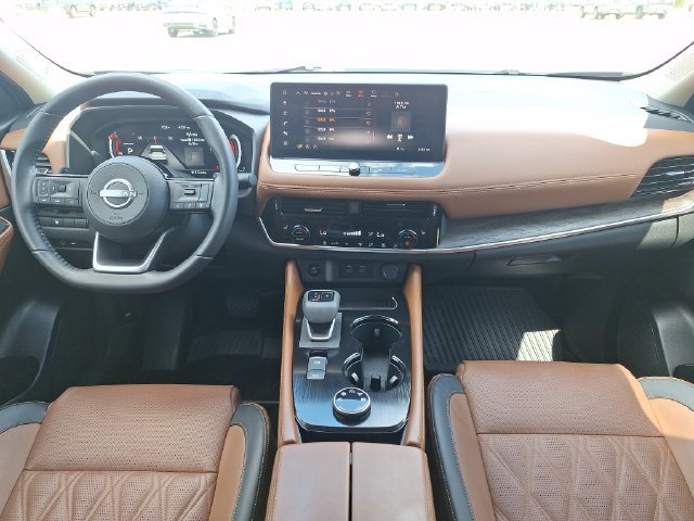 Used 2024 Nissan Rogue Platinum AWD/4WD image 12