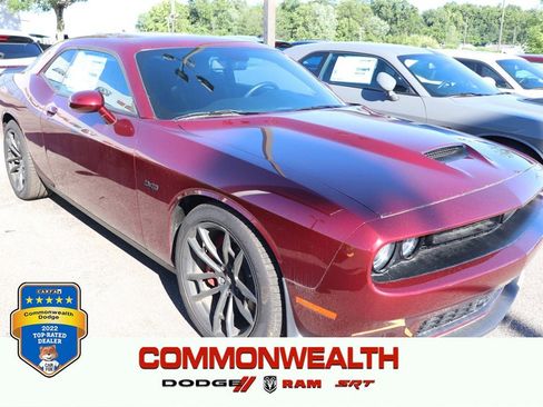New 2023 Dodge Challenger R/T w/ Plus Package image 2