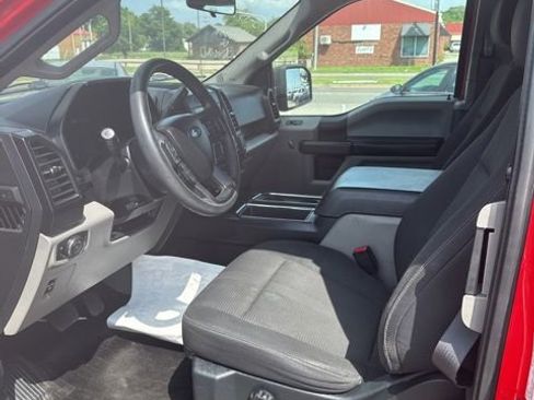 Used 2017 Ford F150 XL w/ Equipment Group 101A Mid AWD/4WD image 5