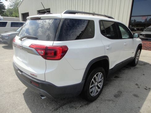 Used 2018 GMC Acadia SLE w/ Driver Alert Package I AWD/4WD image 4