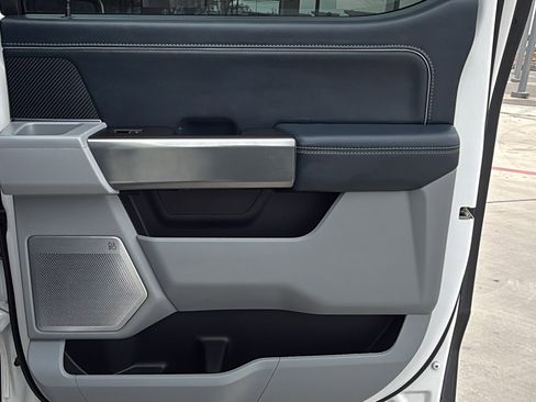 Used 2021 Ford F150 Limited image 27