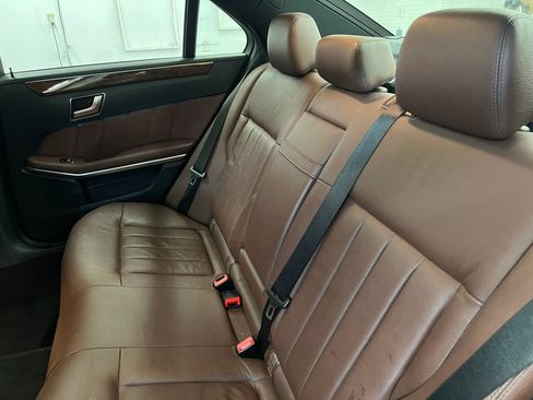 Used 2016 Mercedes-Benz E 350 4MATIC Sedan image 11