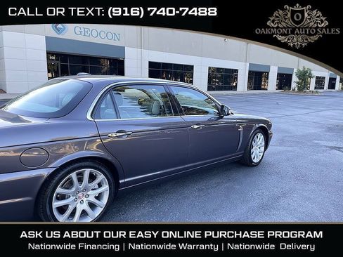 Used 2008 Jaguar XJ8 RWD image 12