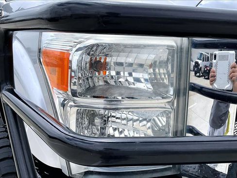 Used 2015 Ford F250 Lariat w/ Lariat Ultimate Package image 26