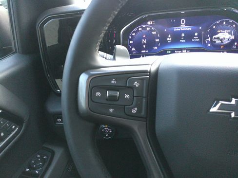 Used 2024 Chevrolet Silverado 1500 ZR2 w/ Technology Package image 19