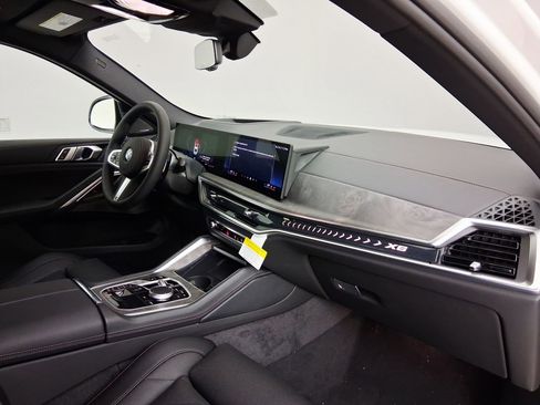 New 2026 BMW X6 xDrive40i w/ Premium Package AWD/4WD image 29
