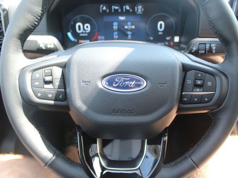 New 2026 Ford Ranger Lariat w/ FX4 Off-Road Package AWD/4WD image 31