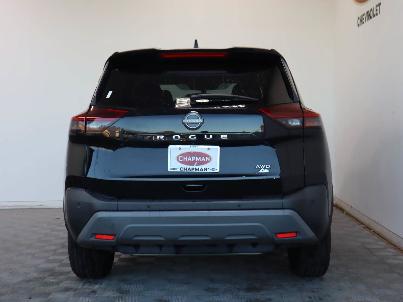 Used 2023 Nissan Rogue S AWD/4WD image 6