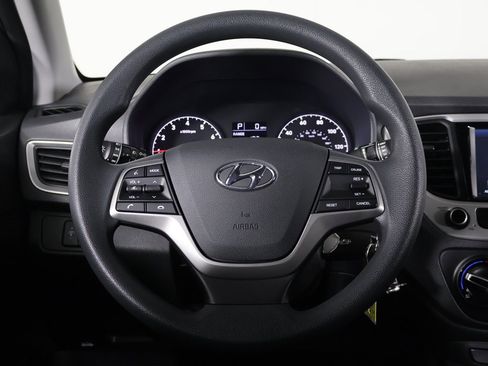 Used 2020 Hyundai Accent SEL image 29