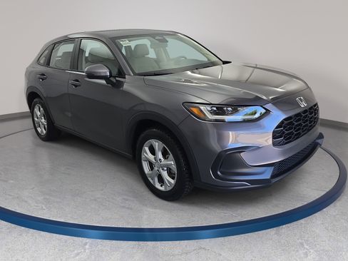 Used 2024 Honda HR-V LX image 3