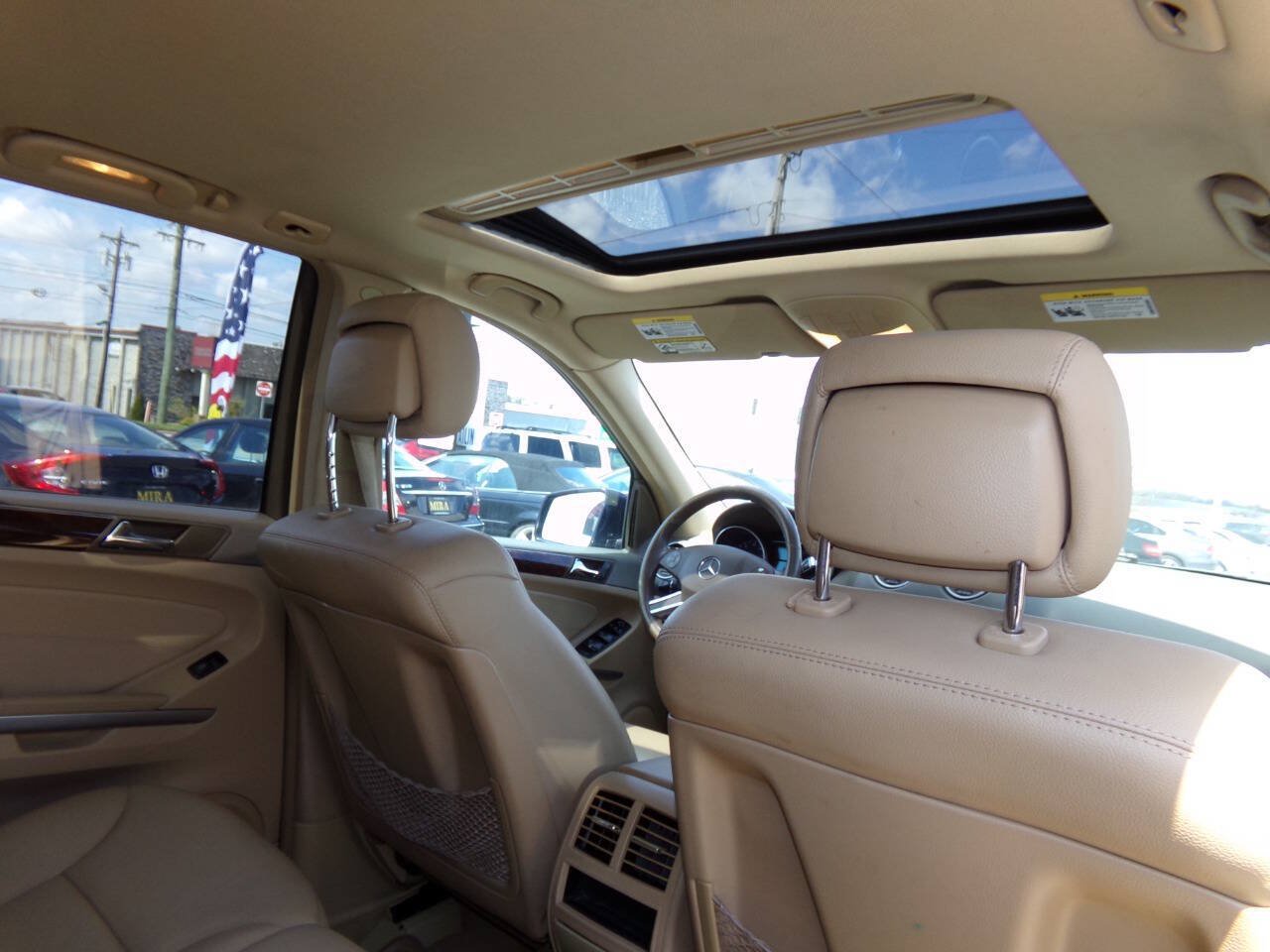 Used 2011 Mercedes-Benz ML 350 4MATIC image 23