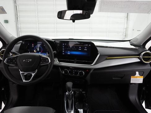 New 2026 Chevrolet Trax LT image 34