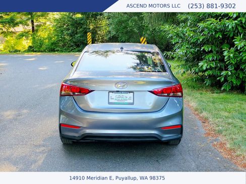 Used 2019 Hyundai Accent SE FWD image 4