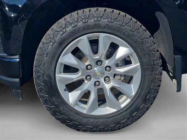 Used 2022 Chevrolet Silverado 1500 Custom w/ Safety Confidence Package RWD image 27