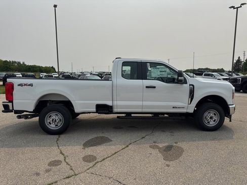New 2025 Ford F250 XL w/ XL Chrome Package image 2