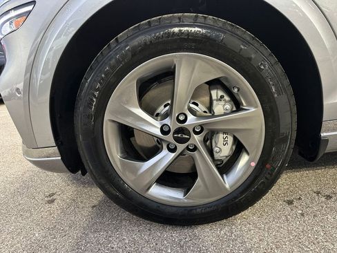 New 2026 Genesis GV70 2.5T Advanced image 9