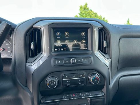 Used 2019 Chevrolet Silverado 1500 Custom w/ Custom Value Package RWD image 32