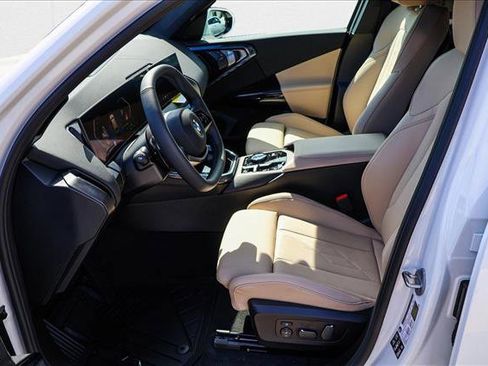 Used 2026 BMW X3 xDrive30 w/ Convenience Package image 11