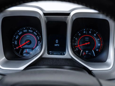 Used 2013 Chevrolet Camaro SS RWD image 25