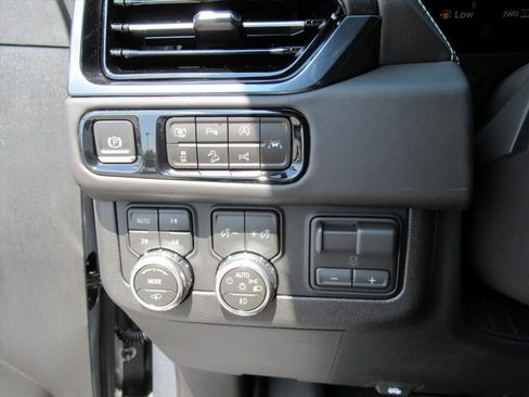 New 2026 GMC Yukon AT4 Ultimate w/ LPO, Floor Liner Package image 22
