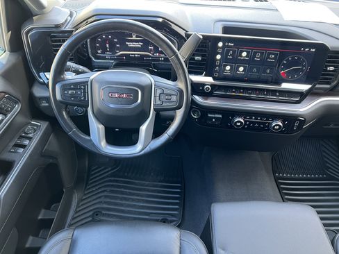 Used 2022 GMC Sierra 1500 SLT w/ X31 Off-Road Package image 31