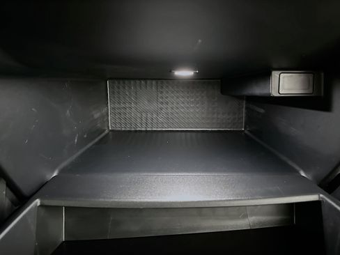 Used 2023 Kia EV6 Wind image 32