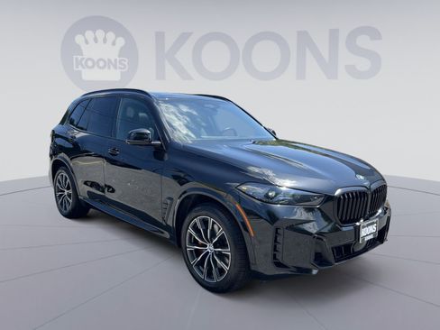 Used 2024 BMW X5 xDrive40i w/ M Sport Package AWD/4WD image 10