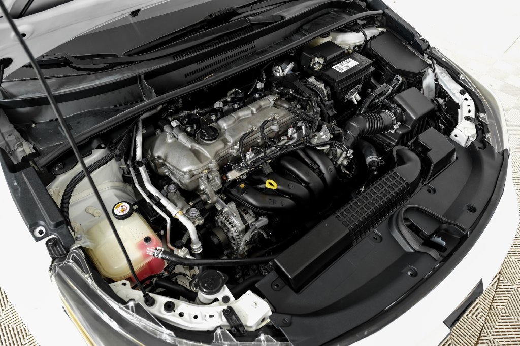 Used 2020 Toyota Corolla LE FWD image 50