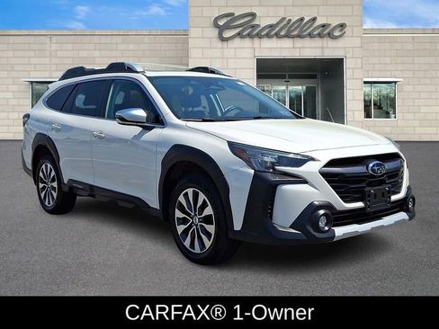 Used 2023 Subaru Outback Touring XT AWD/4WD image 2