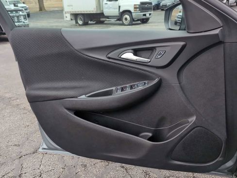 Used 2025 Chevrolet Malibu LT image 21