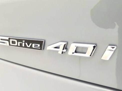 Used 2026 BMW X5 sDrive40i w/ M Sport Package RWD image 31