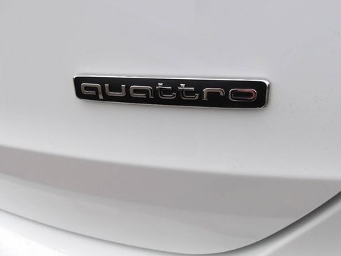 Used 2019 Audi Q3 2.0T Premium AWD/4WD image 38