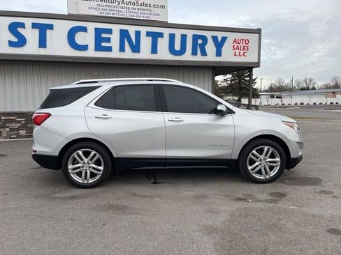 Used 2021 Chevrolet Equinox Premier AWD/4WD image 15