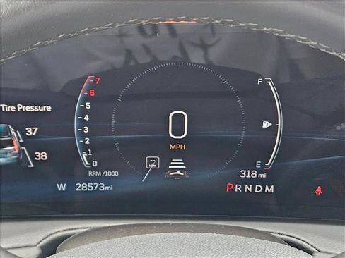 Used 2025 Cadillac XT4 Premium Luxury image 11