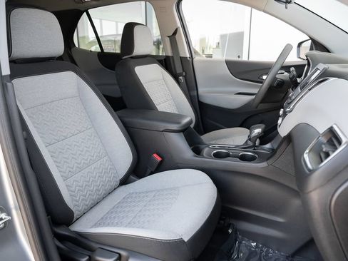 Used 2024 Chevrolet Equinox LS w/ LS Convenience Package FWD image 37