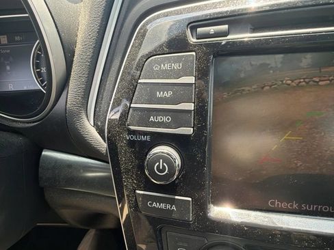 Used 2019 Nissan Maxima SR FWD image 20