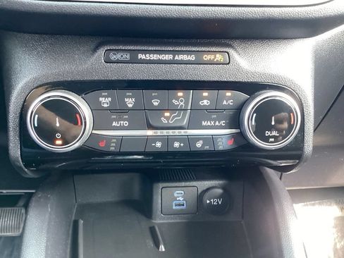 Used 2022 Ford Escape SEL w/ Technology Package AWD/4WD image 24