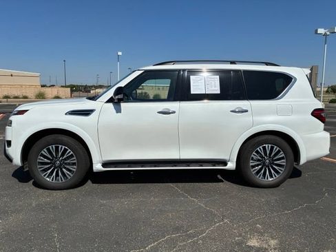 Certified 2023 Nissan Armada SL w/ Midnight Edition Package RWD image 3
