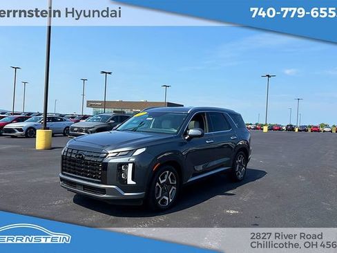 Used 2024 Hyundai Palisade SEL w/ Premium Package AWD/4WD image 3