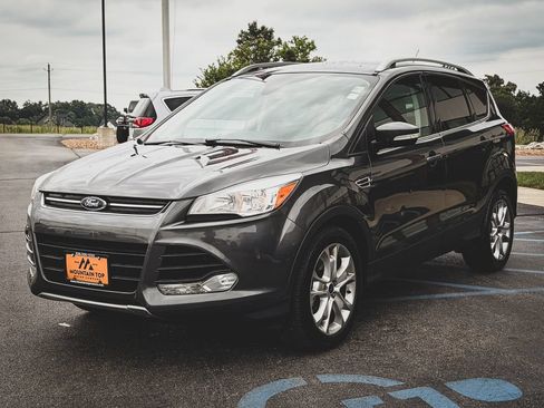 Used 2016 Ford Escape Titanium AWD/4WD image 3