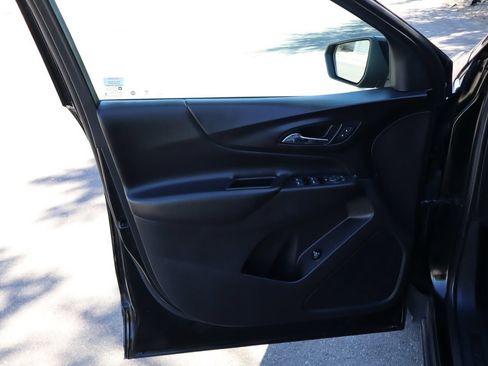 Used 2020 Chevrolet Equinox LT AWD/4WD image 23