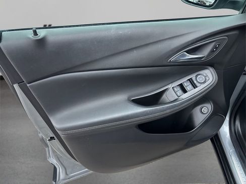 Used 2023 Buick Encore GX Select image 23